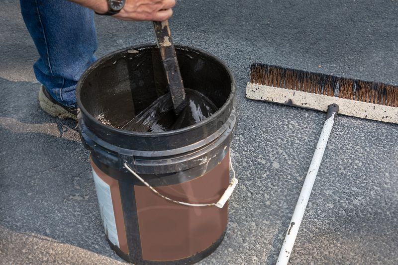 Blacktop Sealcoating in Sarasota, FL